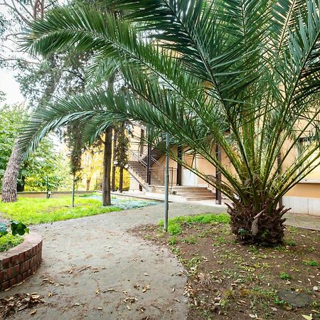 Ah Roma Hostel Exterior photo